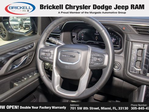 Used 2023 GMC Yukon XL Denali image 22