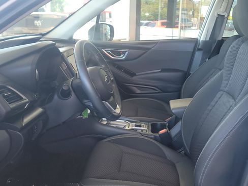 Used 2020 Subaru Forester Premium AWD/4WD image 9
