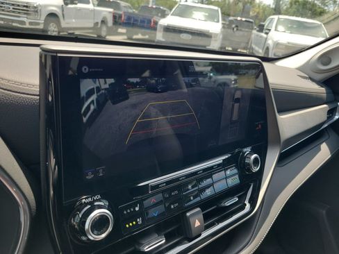 Used 2021 Toyota Highlander Limited AWD/4WD image 33