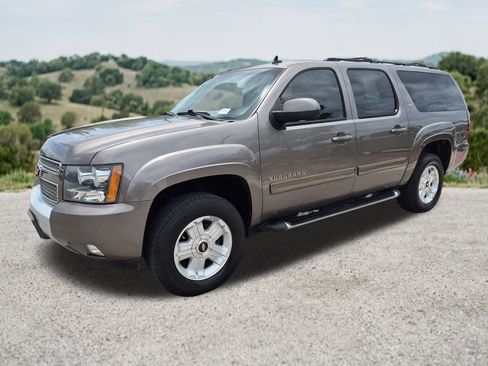 Used 2013 Chevrolet Suburban LT AWD/4WD image 3
