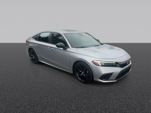 Used 2024 Honda Civic Sport image 3