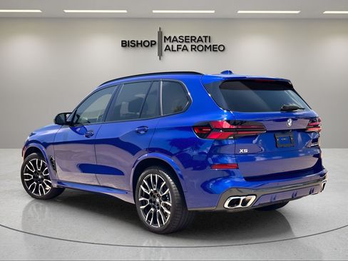 Used 2025 BMW X5 M60i AWD/4WD image 3
