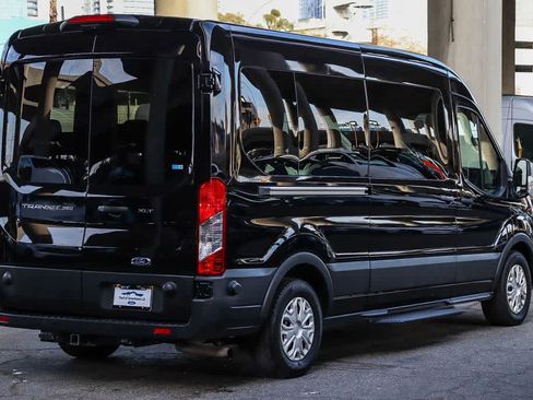 Used 2024 Ford Transit 350 XLT image 4