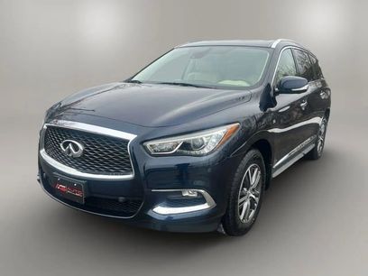 Used 2019 INFINITI QX60 Luxe w/ Essential Package
