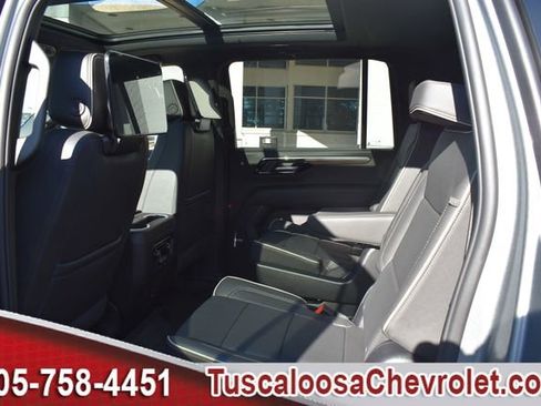New 2026 Chevrolet Suburban Premier image 22