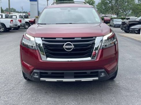 Used 2022 Nissan Pathfinder SL w/ SL Premium Package FWD image 2