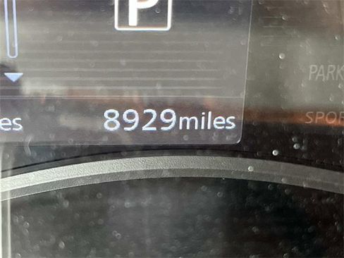 Used 2023 Nissan Kicks SR w/ SR Premium Package image 16