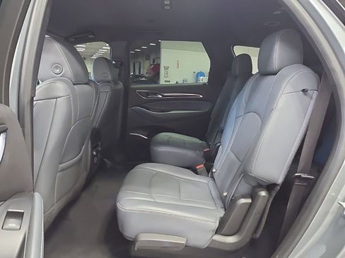 Used 2023 Buick Enclave Essence AWD/4WD image 32