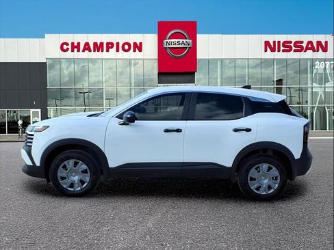 New 2026 Nissan Kicks S image 4