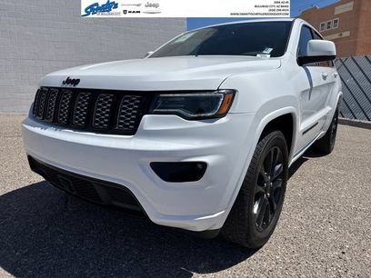 Used 2020 Jeep Grand Cherokee Altitude