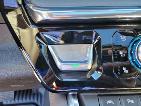 New 2026 GMC Sierra 1500 Denali w/ Denali Reserve Package image 32