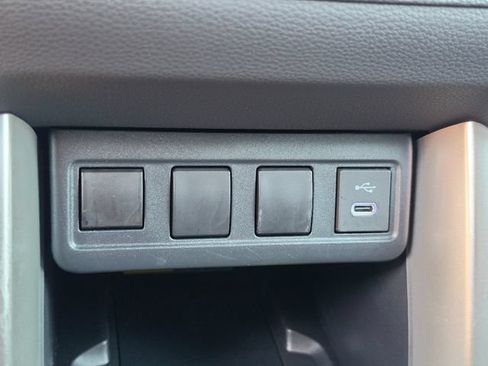 Used 2024 Toyota Corolla Cross AWD Hybrid w/ Moonroof Package image 25