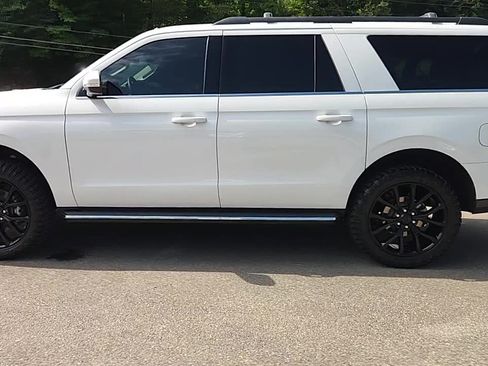 Used 2022 Ford Expedition Max XLT RWD image 3