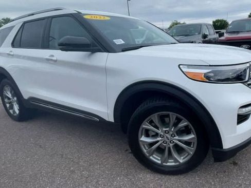 Certified 2022 Ford Explorer Limited w/ Equipment Group 301A AWD/4WD image 8
