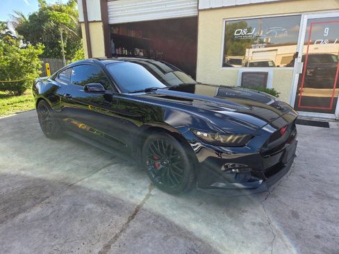 Used 2016 Ford Mustang GT Premium w/ GT Performance Package RWD image 1