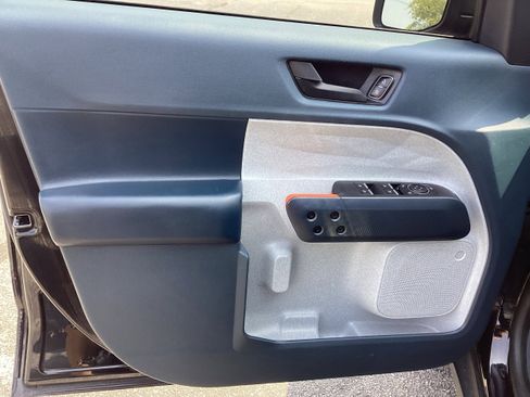 Used 2022 Ford Maverick XLT w/ Equipment Group 300A Standard image 14