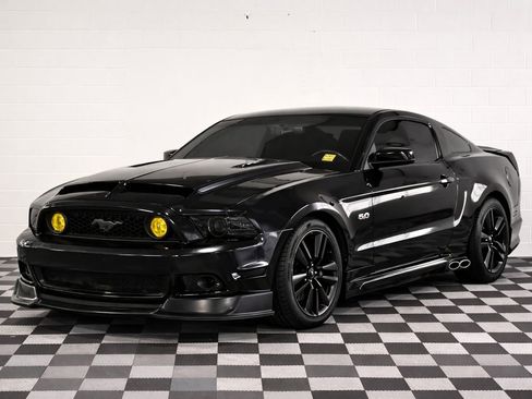 Used 2013 Ford Mustang GT Premium w/ GT Track Pkg image 1