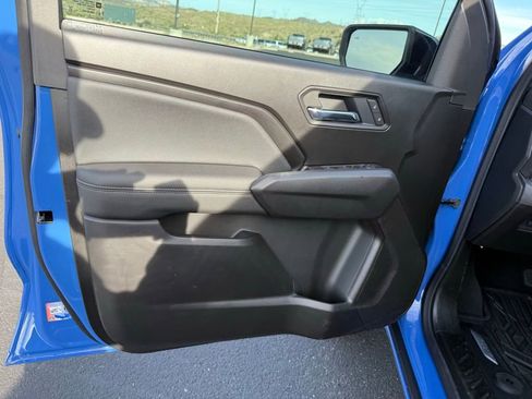 New 2026 GMC Canyon Elevation w/ Convenience Package image 19