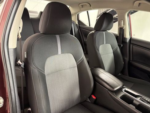 Used 2022 Nissan Sentra SV FWD image 23