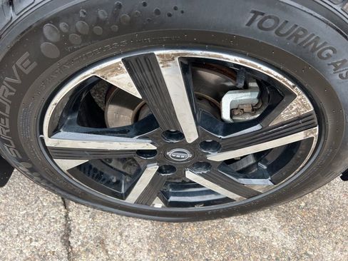 Certified 2024 Nissan Sentra SV w/ All-Weather Package image 36