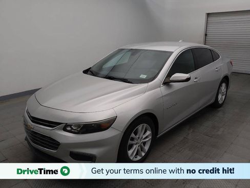 Used 2018 Chevrolet Malibu LT FWD image 1