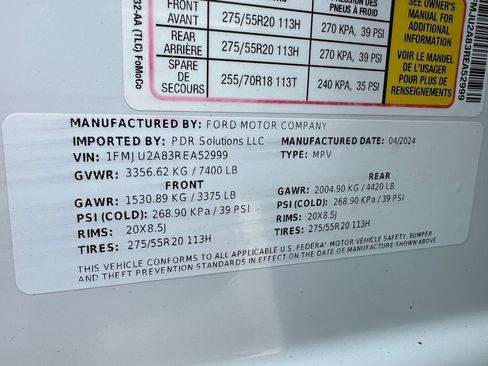 Used 2024 Ford Expedition Limited AWD/4WD image 17