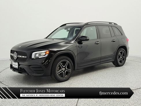 Used 2023 Mercedes-Benz GLB 250 image 1