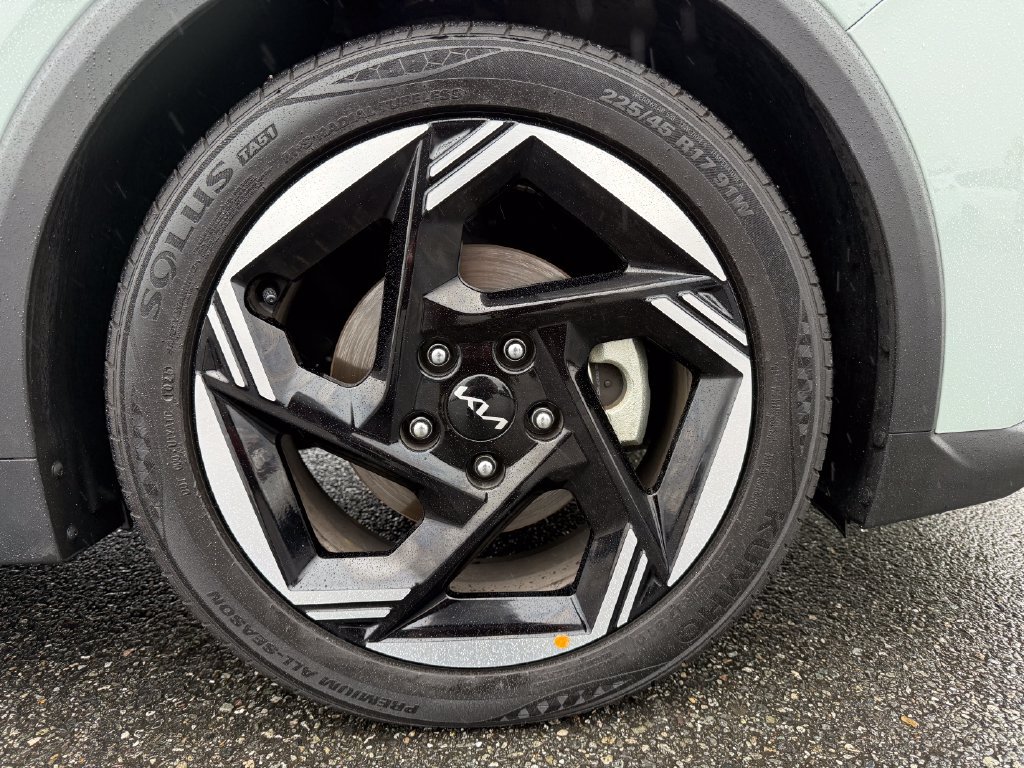 Certified 2025 Kia K4 EX FWD image 9