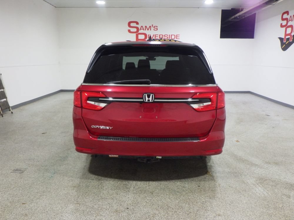 Used 2024 Honda Odyssey EX-L image 3