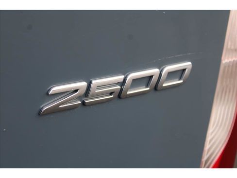 Used 2019 Mercedes-Benz Sprinter 144 image 35