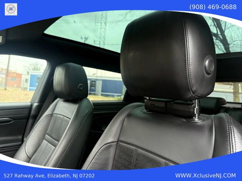 Used 2020 Land Rover Range Rover Evoque R-Dynamic HSE image 10