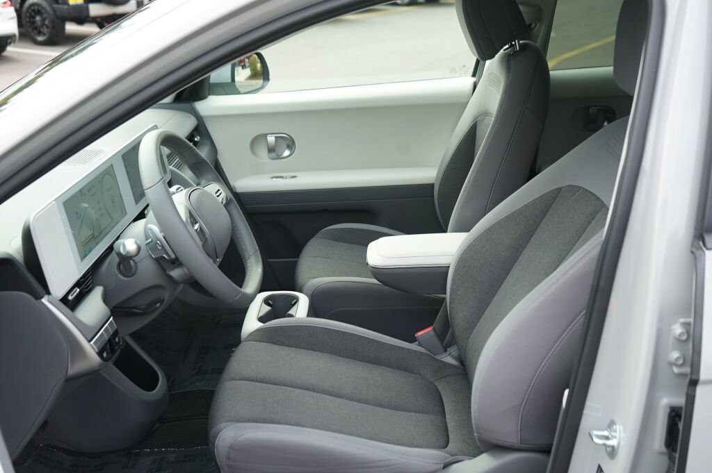 Certified 2024 Hyundai Ioniq 5 SE AWD/4WD image 15