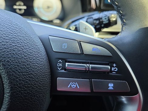 Used 2024 Hyundai Palisade Calligraphy image 19