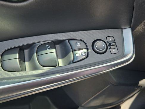 Used 2020 Nissan Sentra SR w/ Electronics Package FWD image 31
