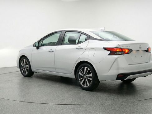 Used 2025 Nissan Versa SV FWD image 6