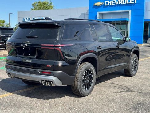 New 2026 Chevrolet Traverse Z71 w/ Enhanced Driving Package AWD/4WD image 3