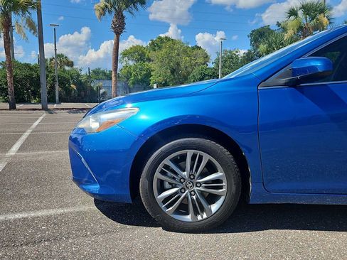 Used 2017 Toyota Camry SE FWD image 18