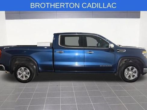 Used 2022 GMC Sierra 1500 SLT AWD/4WD image 10