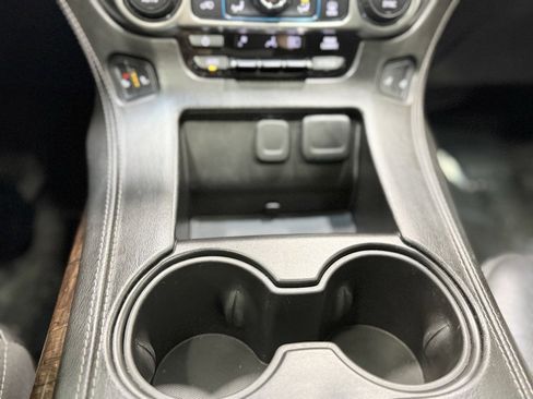 Used 2020 Chevrolet Tahoe LT image 30