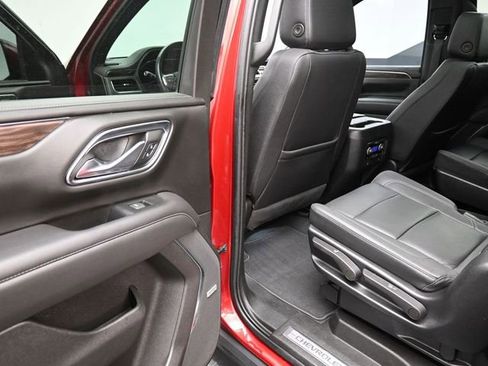 Used 2022 Chevrolet Tahoe Z71 w/ Luxury Package image 15