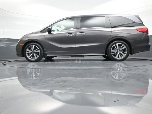 Certified 2022 Honda Odyssey Touring image 35