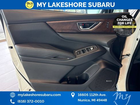 Used 2025 Subaru Ascent Touring AWD/4WD image 14