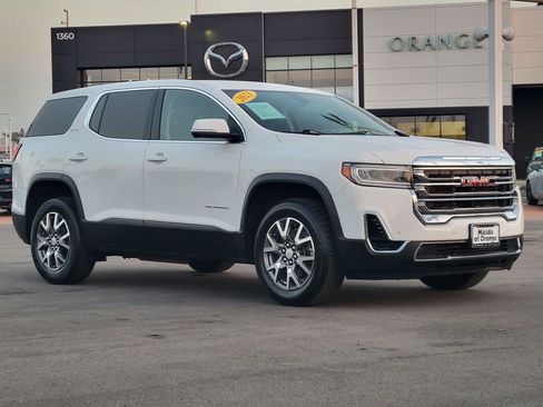 Used 2023 GMC Acadia SLE image 29