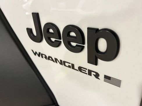 Used 2024 Jeep Wrangler Sport S image 31