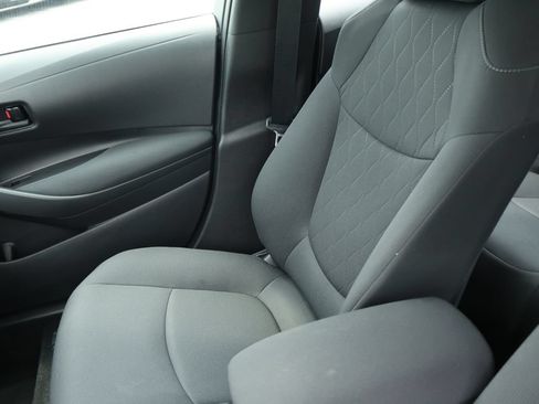 Used 2022 Toyota Corolla LE FWD image 20