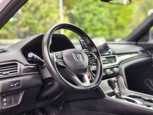 Used 2022 Honda Accord Sport image 19