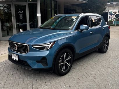 Certified 2025 Volvo XC40 B5 Core