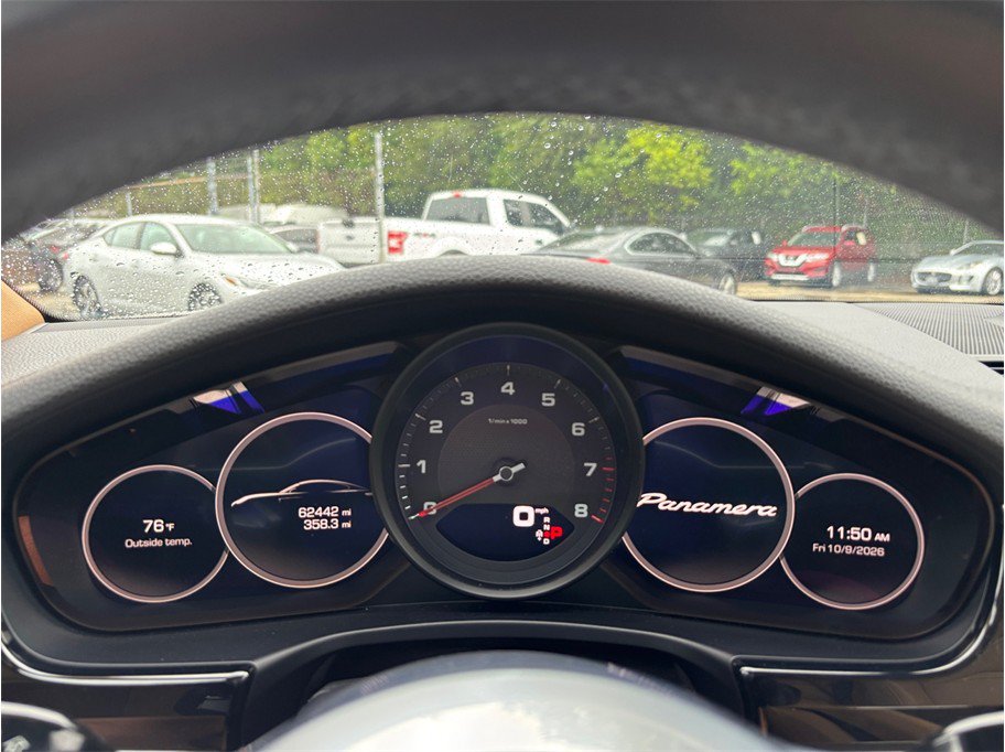 Used 2017 Porsche Panamera 4 AWD/4WD image 24