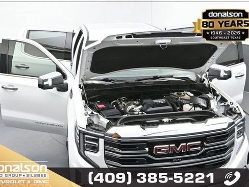 Used 2022 GMC Sierra 1500 SLT w/ SLT Premium Plus Package AWD/4WD image 23