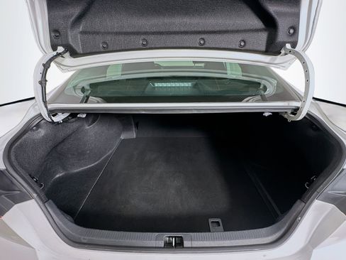 Used 2025 Toyota Camry LE image 30